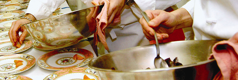 آموزش آشپزی و شیرینی پزی