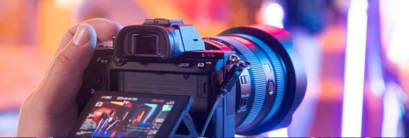 میتوان برای عکاسی از انواع دوربین های دیجیتال و آنالوگ استفاده کرد. 