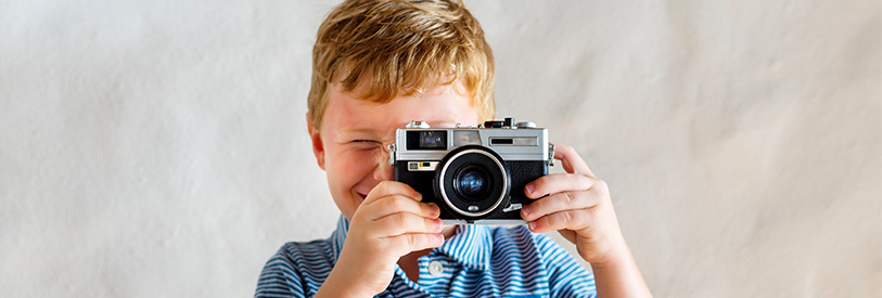 دوربین ها به انواع آنالوگ و دیجیتال تقسیم بندی میشوند. 