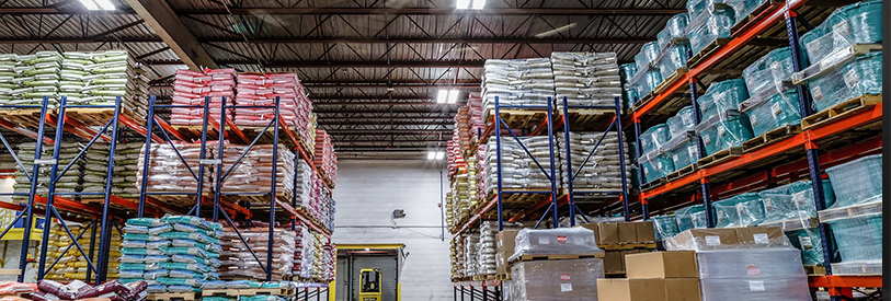 محصولات تولیدی باید با نظم و ترتیب خاصی در انبار چیده شوند. 