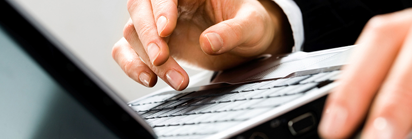 میتوان از انواع بازارهای الکترونیک عمومی و تخصصی برای خرید استفاده کرد. 