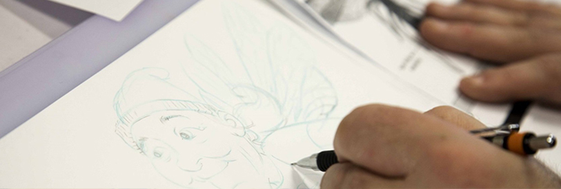 باید به همه هنرهای سنتی توجه داشت.