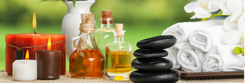 لازمه برخی از ماساژ ها، استفاده از روغن و شمع است. 