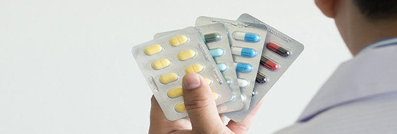 تکنسین داروخانه باید از خواص داروها آگاه باشد.