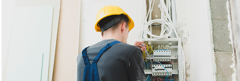 کسب گواهینامه برق صنعتی به منزله تبحر فرد در این حوزه می باشد .