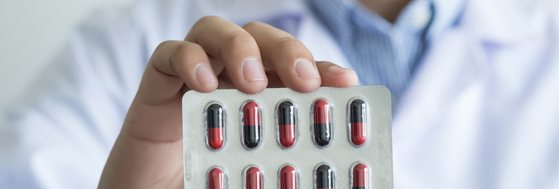 از مزایای دوره آموزش تکنسین داروخانه اعطای مدرک تکنسین داروخانه و گواهینامه بین المللی است