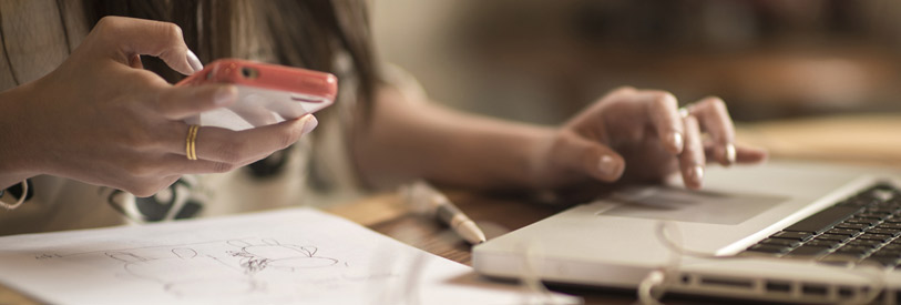 خبرنگار-کيست