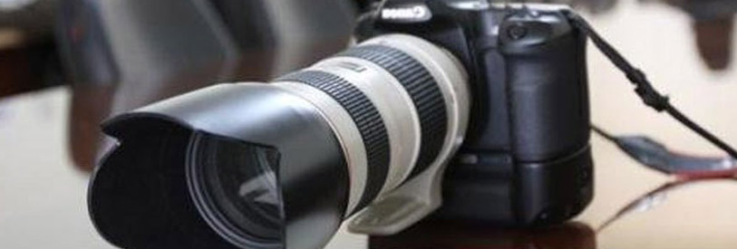 خبرنگار-اقتصادی-کیست