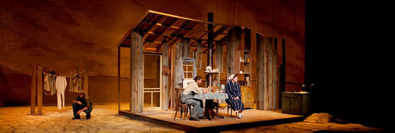 آشنایی-با-طراح-صحنه