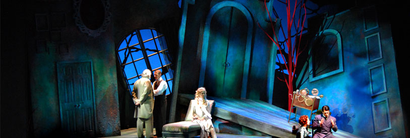 طراح-صحنه-کیست