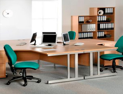 قدم‌هایی برای هدایت چند نسل در محیط کار