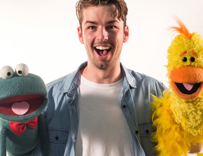 عروسک و عروسک گردانی