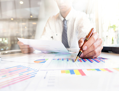 تحلیلگر بورس