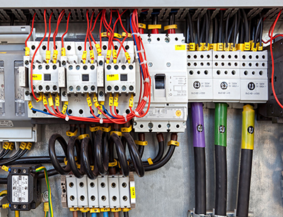 کاربرد برق صنعتی